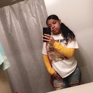 Meet your Posher, Nadia